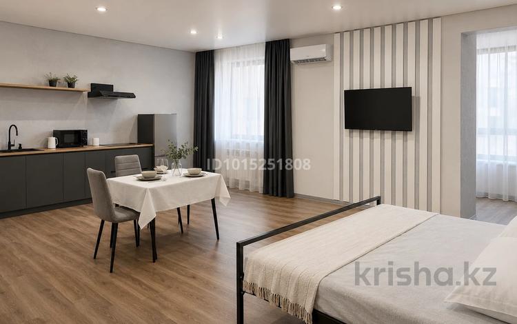 1-комнатная квартира · 60 м² · 1/9 этаж, мкр Омега, Есенжанова 3/3 за 210 000 ₸ в Уральске — фото 2