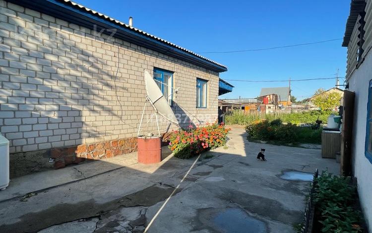 Отдельный дом · 4 комнаты · 67 м² · 6 сот., 13 Водная 42 за 11.5 млн 〒 в Семее — фото 2