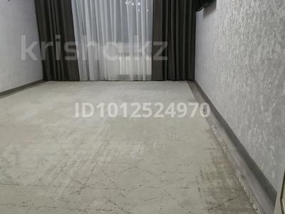 2-бөлмелі пәтер · 76.4 м² · 8/8 қабат, 4 ш/а 33 — Кар Сити, бағасы: 25 млн ₸ в Уральске, мкр 4