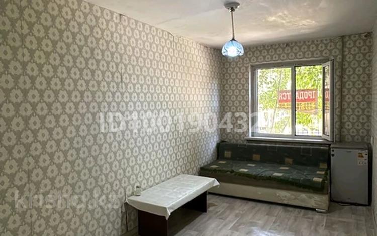 1-бөлмелі пәтер · 15 м² · 1/5 қабат, 11-й микрорайон, Елшибек батыр 114 — 11 микр, бағасы: 7.5 млн ₸ в Шымкенте, Енбекшинский р-н — фото 4