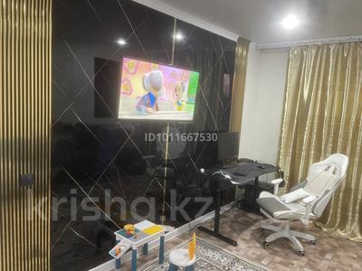 2-комнатная квартира · 49 м² · 2/5 этаж, ул. парковая 41А за 6.5 млн ₸ в Шахтинске