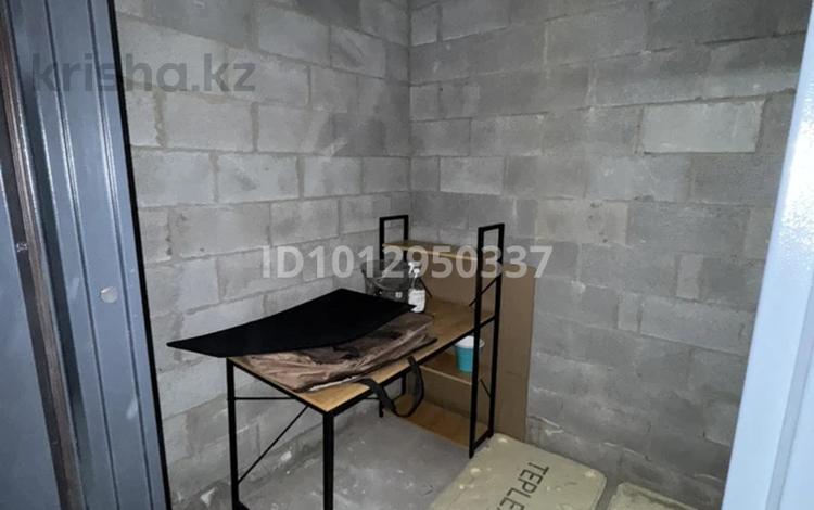 1-бөлмелі пәтер · 4.5 м², мкр Дарабоз, Бауыржана Момышулы 10/27, бағасы: 1 млн ₸ в Алматы, Алатауский р-н — фото 2