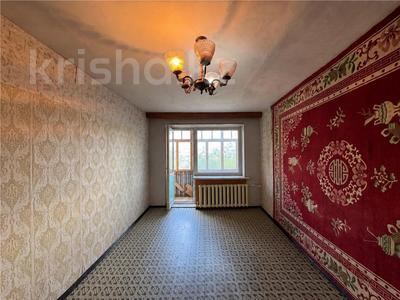 3-бөлмелі пәтер · 54 м² · 2/4 қабат, пр. Строителей, бағасы: 7.5 млн ₸ в Темиртау