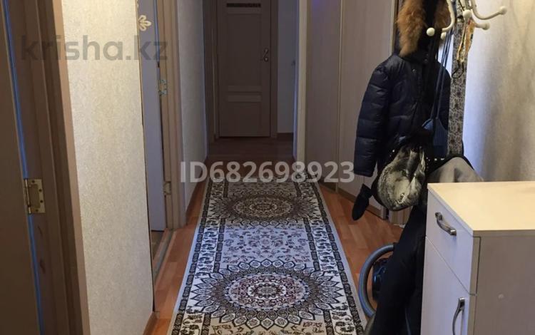 4-комнатная квартира, 78.1 м², 3/9 этаж, Ак. Маргулана 118 за 31 млн 〒 в Павлодаре — фото 2