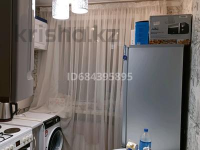 2-комнатная квартира · 43 м² · 1/5 этаж, Пришахтинск, Пришахтинск, 23й микрорайон 10 — 23 микрорайон за 12.5 млн 〒 в Караганде, Алихана Бокейханова р-н