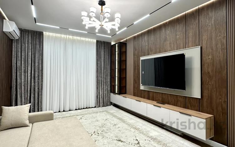 2-комнатная квартира · 80 м² · 4/16 этаж, Рыскулова 33 за 450 000 〒 в Шымкенте, Аль-Фарабийский р-н — фото 2