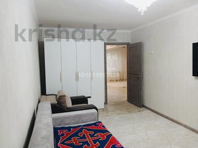2-бөлмелі пәтер · 57 м² · 1/5 қабат, Кабанбай батыр 68, бағасы: 180 000 ₸ в Усть-Каменогорске