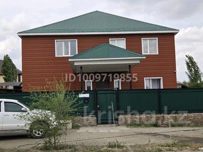 Жеке үй · 9 бөлме · 288 м² · 10 жүзд., Жастар 5/2 — Шахтерская площадь, бағасы: 80 млн ₸ в Сатпаев