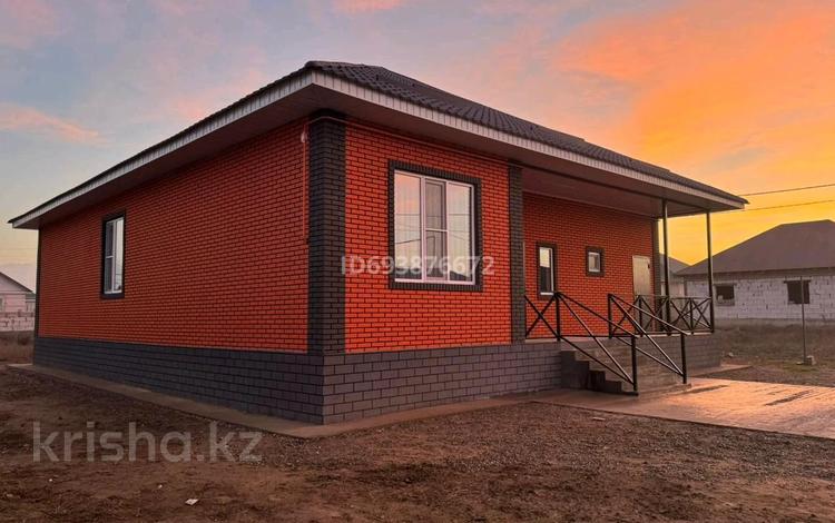 Отдельный дом • 4 комнаты • 185 м² • 6.5 сот., Жыбек Жолы 31 за 45 млн 〒 в Казцик — фото 2