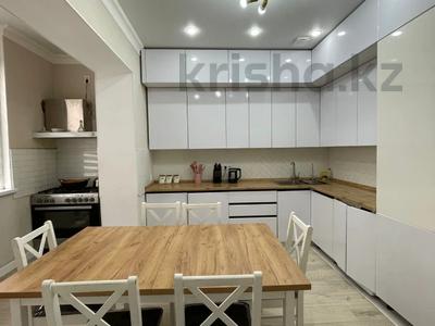 5-бөлмелі пәтер · 126 м² · 1/7 қабат, 19-й мкр 45/2, бағасы: 52 млн ₸ в Актау
