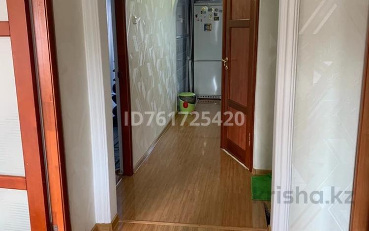 3 комнаты · 63 м² · 5/5 этаж, Авангард- 4 мкр 4 за 55 000 〒 в Атырау, мкр Авангард-4 — фото 2