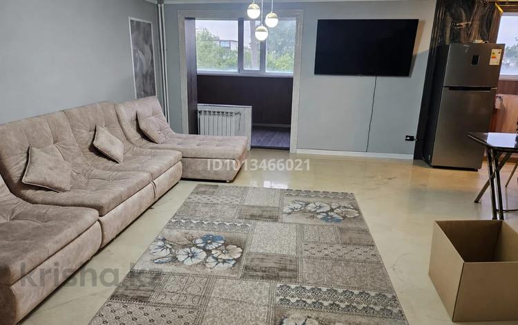 3-комнатная квартира · 108 м² · 1/6 этаж, Абая 84/5 за 28 млн ₸ в Темиртау — фото 2
