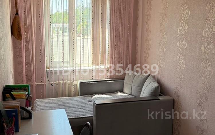 3-комнатная квартира · 54.6 м² · 3/4 этаж, Қонаев 17 12 — Ынтымақ алаңы за 15 млн ₸ в Кентау — фото 2