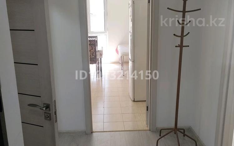 1-бөлмелі пәтер · 40 м² · 3/9 қабат, Мкр. Шугыла, бағасы: 170 000 ₸ в Алматы, Наурызбайский р-н — фото 2