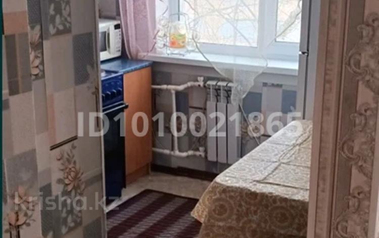 1-комнатная квартира · 33 м² · 4/5 этаж, проспект Республики за 8 000 ₸ в Темиртау — фото 2