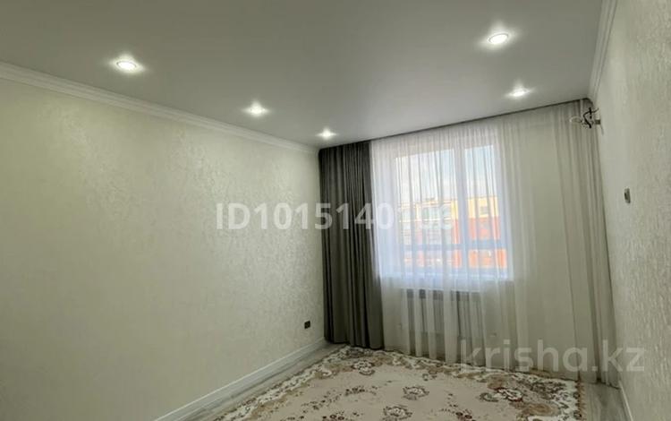 2-бөлмелі пәтер · 70 м² · 5/9 қабат, Достык 68, бағасы: 32 млн ₸ в Уральске — фото 2