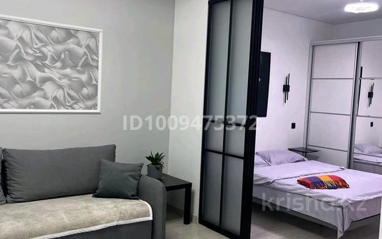 2-комнатная квартира · 50 м² · 3/7 этаж, Райымбек батыра — Рядом супермаркет Магнум за 18 000 ₸ в  — фото 2