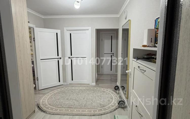 2-комнатная квартира · 54.8 м² · 3/5 этаж, мкр 4 13 за 23.5 млн ₸ в Уральске — фото 2