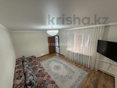 Часть дома · 3 комнаты · 173 м² · 0.9 сот., мкр 13-й военный городок, Туркестанская 10/3 — Булавина за 23 млн ₸ в Алматы, Турксибский р-н