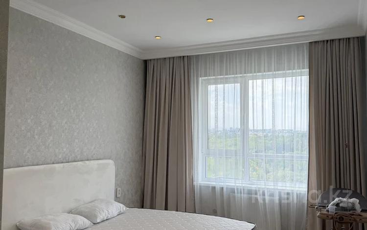 2-комнатная квартира · 75 м² · 9/12 этаж, мкр Акжайык, Толеметова 85 за 300 000 ₸ в Шымкенте, Абайский р-н — фото 2