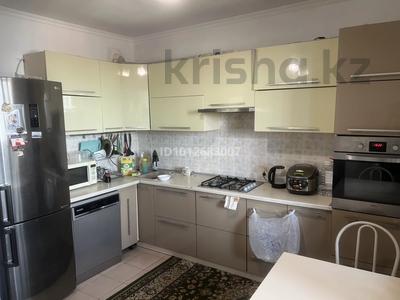 2-бөлмелі пәтер · 76.3 м² · 9/9 қабат, мкр Аксай-4 121 — Ул.Саина-ул.Жубанова, бағасы: 45.9 млн ₸ в Алматы, Ауэзовский р-н