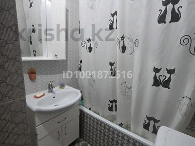 1-комнатная квартира · 52 м² · 1/10 этаж, Дукенулы 37/3 — Возле Шапагата за 1 500 〒 в Астане, Сарыарка р-н