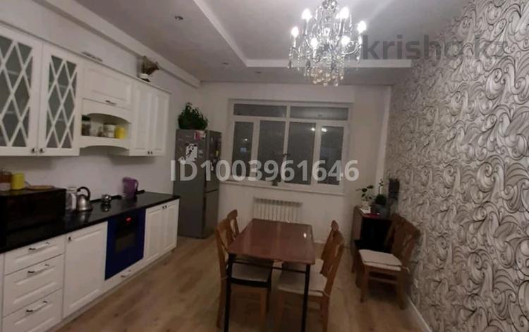 2-комнатная квартира · 93 м² · 11/16 этаж, Абая 150/230 за 72 млн ₸ в Алматы, Бостандыкский р-н — фото 2