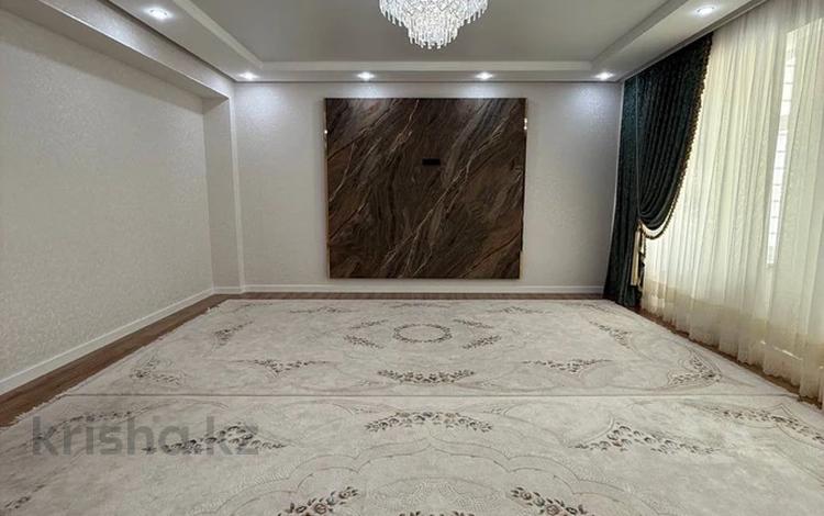 5-комнатная квартира · 182 м² · 2/10 этаж, 18А мкр 1 за 95 млн ₸ в Актау — фото 2