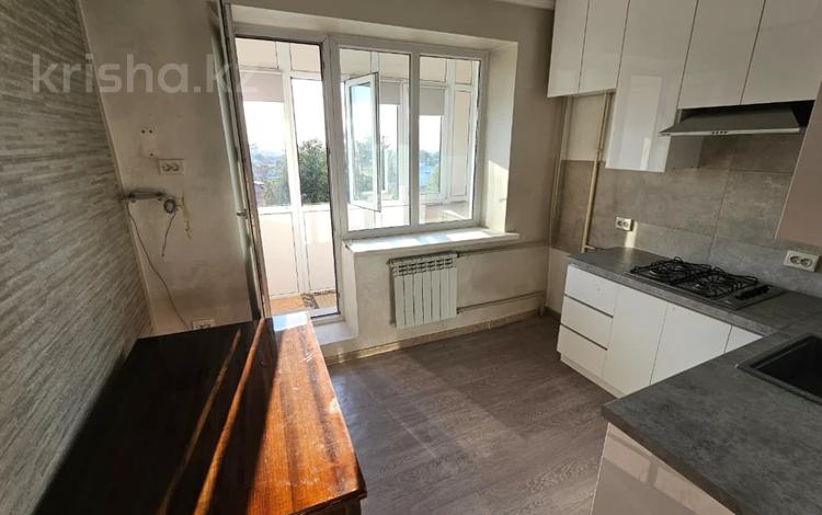 2-бөлмелі пәтер · 54 м² · 7/9 қабат, Мамыр-7 ш/а. — СРОЧНАЯ ПРОДАЖА, бағасы: 38.5 млн ₸ в Алматы, Ауэзовский р-н — фото 3