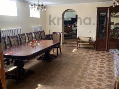 Отдельный дом · 7 комнат · 159.9 м² · 10 сот., Нурбаева 243 за 31 млн 〒 в Семее