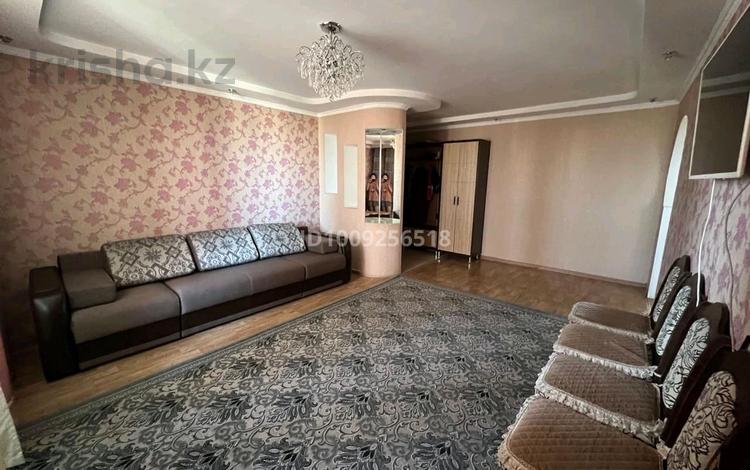5-бөлмелі пәтер · 94 м² · 9/9 қабат, Бобровка, Утепбаева, бағасы: 33 млн ₸ в Семее — фото 3