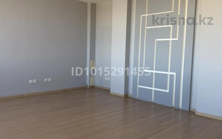 Офисы · 285 м² за 190 млн ₸ в Астане, Сарыарка р-н — фото 2
