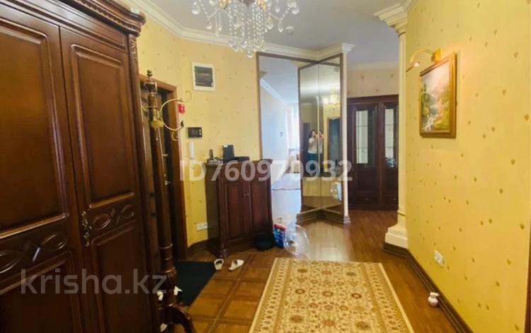 3-бөлмелі пәтер · 100 м² · 8/19 қабат, Сатпаева 30а — Сатпаева Весновка, бағасы: 600 000 ₸ в Алматы, Бостандыкский р-н — фото 2