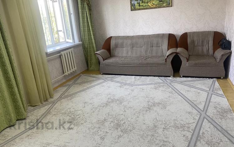 3-комнатная квартира · 65 м² · 2/5 этаж, мкр Нурсат 8 — Назарбекова за 170 000 ₸ в Шымкенте, Каратауский р-н — фото 2