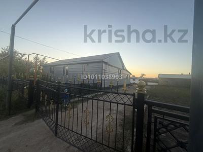 Жеке үй · 4 бөлме · 120 м² · 25 жүзд., Женис 31 — Возле школы, бағасы: 15 млн ₸ в Бирсуат