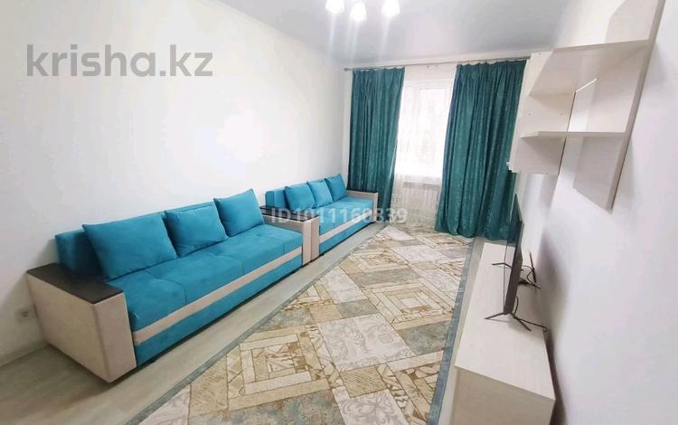 2-бөлмелі пәтер · 54 м² · 2/12 қабат, Дарабоз 63 — Момышулы, бағасы: 280 000 ₸ в Алматы, Алатауский р-н — фото 2