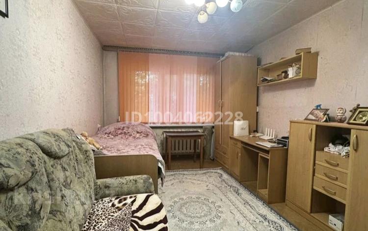 3-комнатная квартира · 63 м² · 1/5 этаж, Майкудук, Майкудук, 18й микрорайон 3 за 14.5 млн ₸ в Караганде, Алихана Бокейханова р-н — фото 11