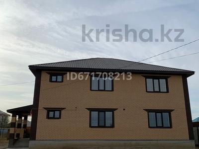 Продажа домов и дачи в Актюбинской обл.: Отдельный дом · 10 комнат · 400 м² · 12 сот., Мкр Заречный 3 за 60 млн 〒 Отдельный дом · 10 комнат · 400 м² · 12 сот., Мкр Заречный 3 за 60 млн 〒 в Актобе