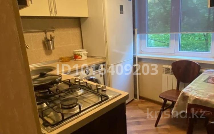 1-комнатная квартира · 32 м² · 3/5 этаж, мкр Орбита-1 38 за 240 000 ₸ в Алматы, Бостандыкский р-н — фото 2