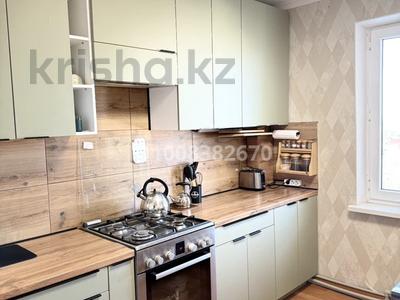 4-комнатная квартира · 84 м² · 5/5 этаж, мкр Акжар 152 — Даулеткере за 45 млн 〒 в Алматы, Наурызбайский р-н