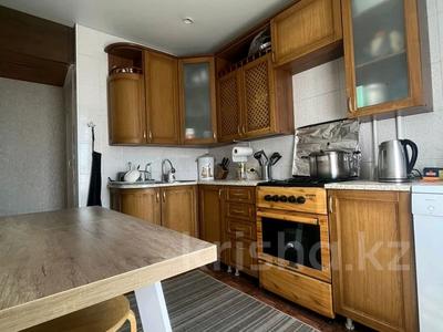 3-комнатная квартира · 65 м² · 7/9 этаж, 11мкр 82 за 21.5 млн 〒 в Актобе