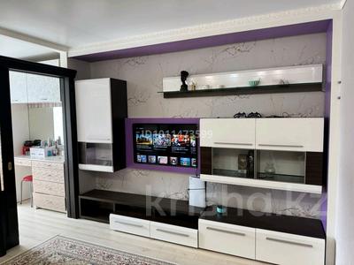 3-комнатная квартира · 52 м² · 5/5 этаж, Санкибай батыра 165 — На пересечении с улицей Сатпаева за 23 млн 〒 в Актобе