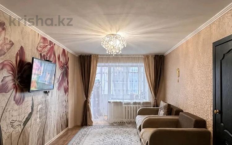 3-комнатная квартира · 54 м² · 3/5 этаж, Ауэзова 1 за ~ 27 млн ₸ в Усть-Каменогорске, Ульбинский — фото 2