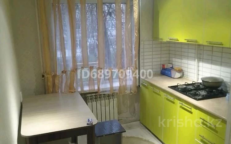 1-комнатная квартира · 27 м² · 1/4 этаж, Володарски 21 — Жд Вокзал за 8 000 ₸ в Шымкенте, Аль-Фарабийский р-н — фото 2