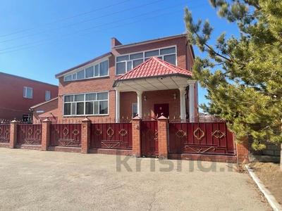 Отдельный дом • 7 комнат • 340 м² • 10 сот., Шу 3 за 115 млн 〒 в Астане, Алматы р-н