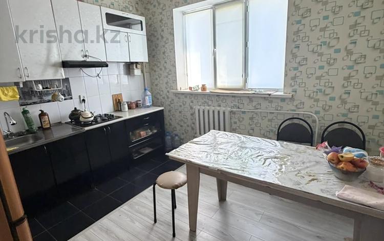 2-комнатная квартира · 59 м² · 4/4 этаж, мкр Нурсая 9 — №38 школа за 16.5 млн ₸ в Атырау — фото 9