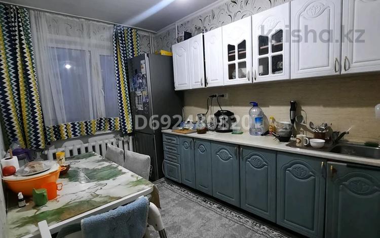 3-комнатная квартира, 70 м², 2/6 этаж, коктем