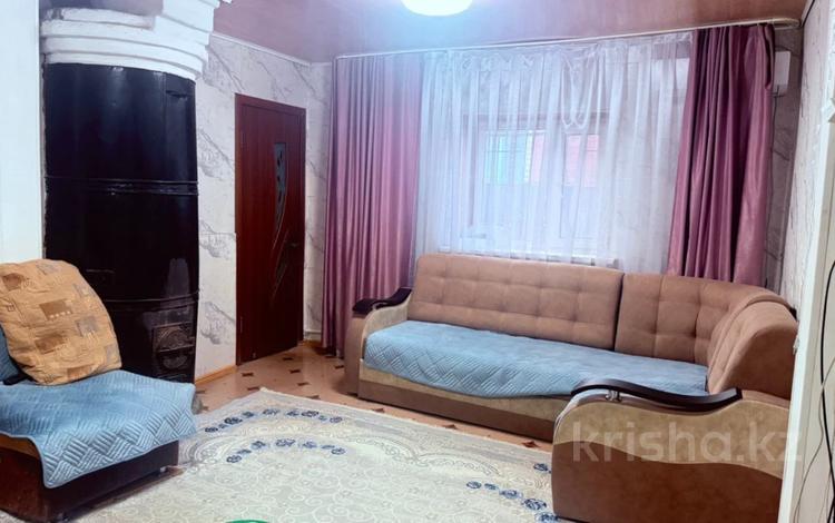 Отдельный дом · 3 комнаты · 72.6 м² · 5.89 сот., Киевский за 23 млн 〒 в Костанае — фото 2