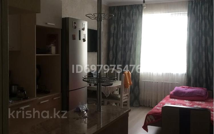 2-комнатная квартира · 40 м² · 4/14 этаж, мкр Алгабас, Байтерекова 57 — Жк.Алмалы за 200 000 ₸ в Алматы, Алатауский р-н — фото 2