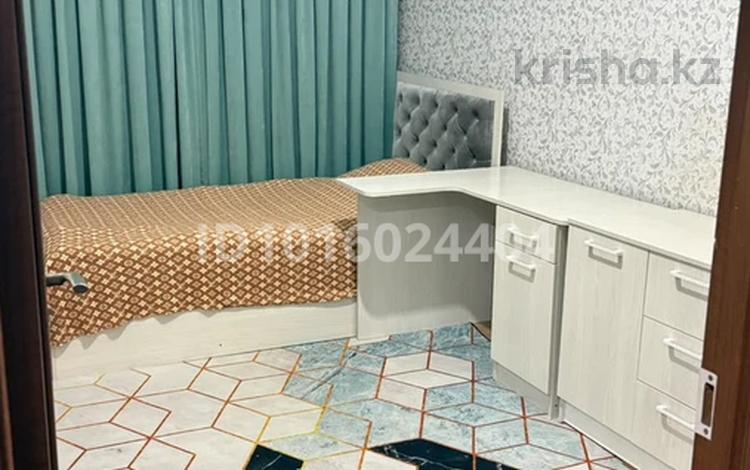 4-бөлмелі пәтер · 81.6 м² · 1/5 қабат, Айнабұлақ-4 ш/а. 180, бағасы: 85 млн ₸ в Алматы, Жетысуский р-н — фото 2
